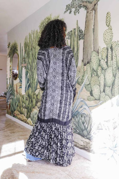Ruffle Hem Kimono Duster with Paisley Pattern
