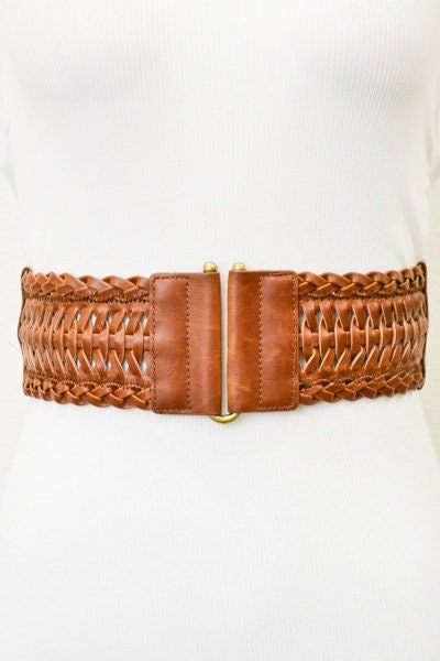 Leather-look braid elastic belt