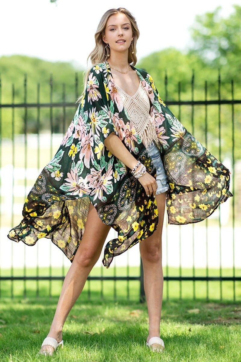 Kimono Duster with Teal Green Spring Daisy Flower