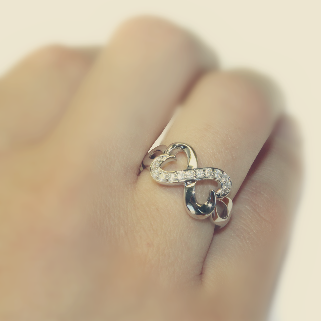 Crystal Infinity Ring - Bean Concept - Etsy