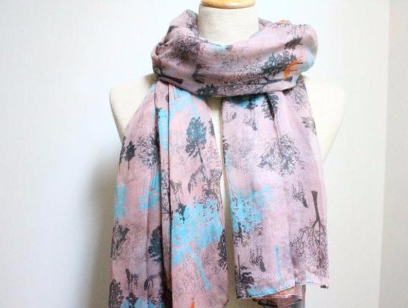 Life of Tree with Deer Scarf - Bean Concept - Etsy