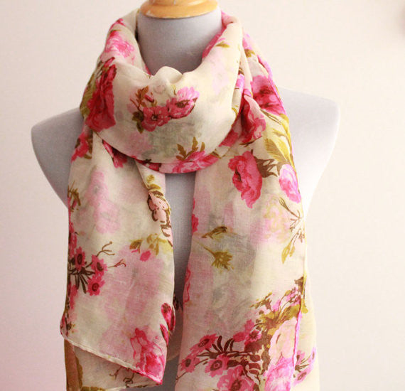 Roses Spring Scarf - Bean Concept - Etsy