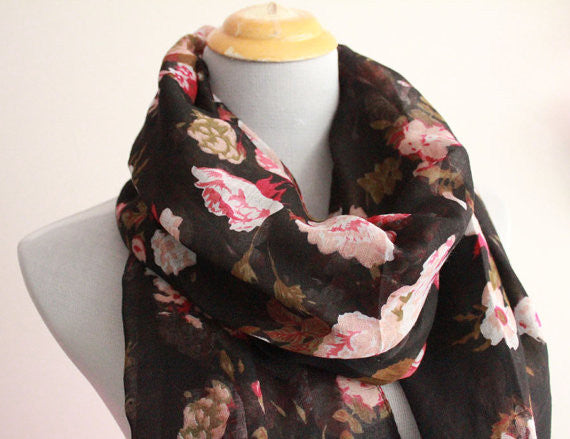 Roses Spring Scarf - Bean Concept - Etsy