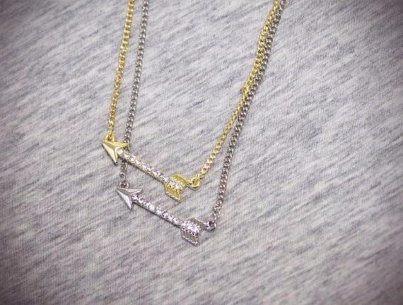 Crystal Arrow Necklace in Gold or Silver - Bean Concept - Etsy