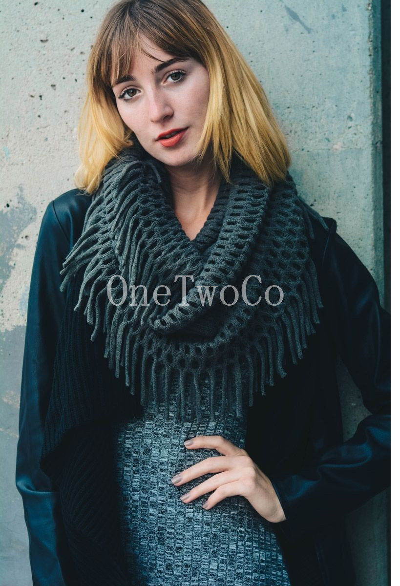 Infinity Scarf, Knit Scarves, Best Friend Gift,Gift for Her, Gifts Under 30,Teen Gifts,for Christmas,Teenage Girl Gifts,College Student Gift