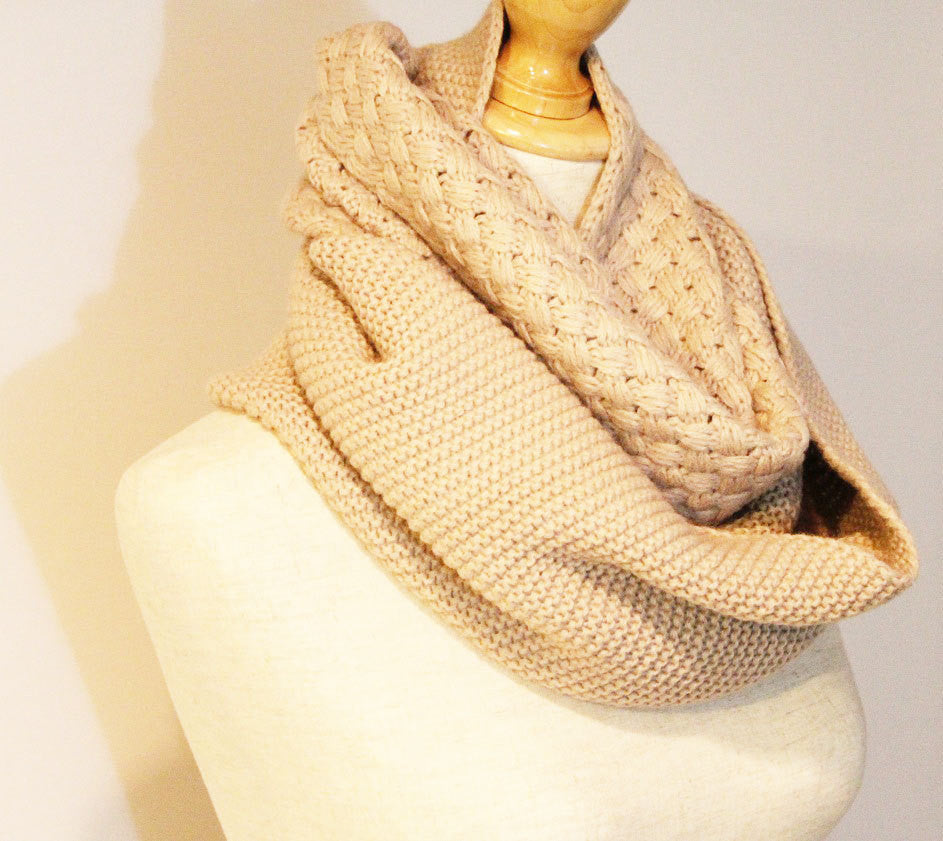 Gray Knitted Infinity Scarf - Bean Concept - Etsy