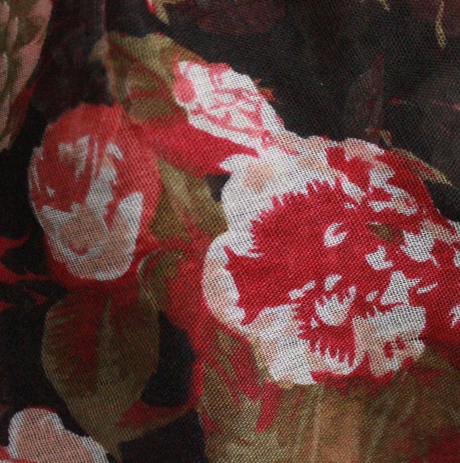 Black Flower Scarf - Bean Concept - Etsy