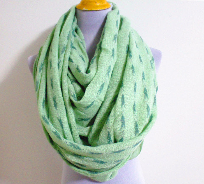 Green Arrow Knitted Infinity Scarf - Bean Concept - Etsy