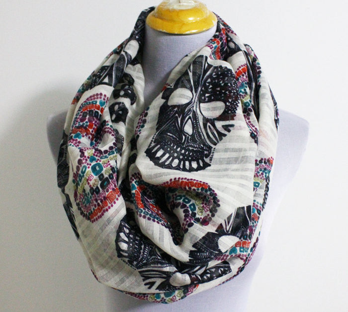 Light Cream Skull Infinity Scarf - Bean Concept - Etsy