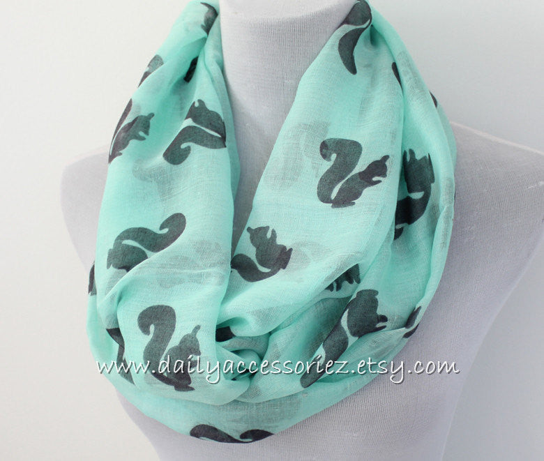 squirrel Infinity Scarf - Bean Concept - Etsy
