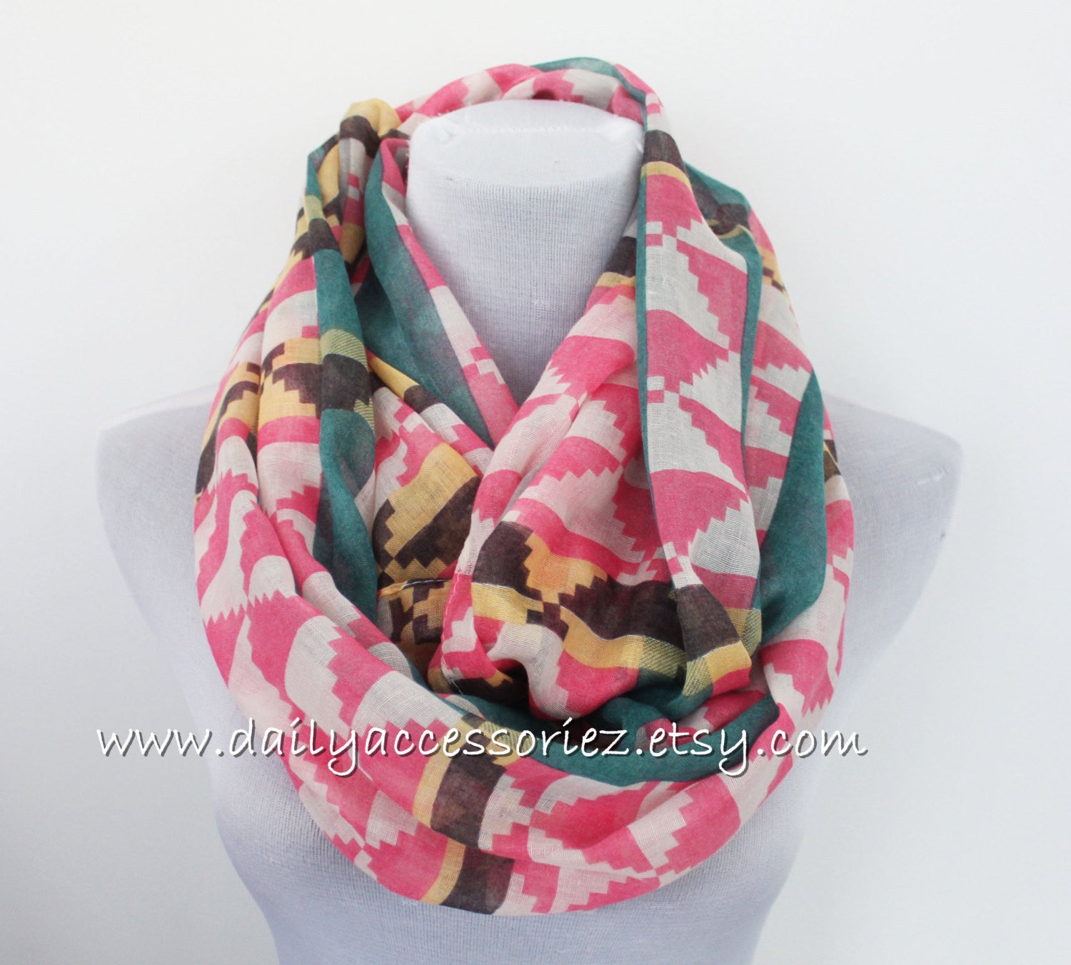 Pink Aztec Infinity Scarf - Bean Concept - Etsy