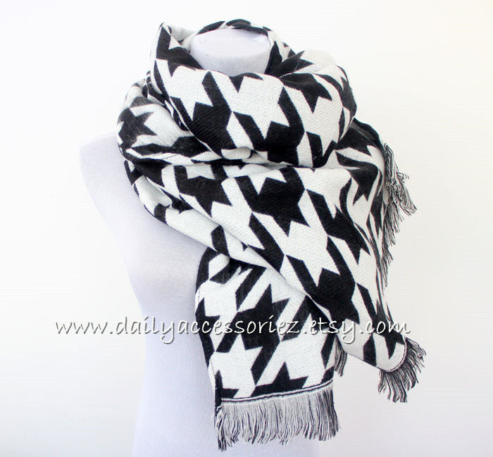 Houndstooth Blanket Infinity Scarf - Bean Concept - Etsy