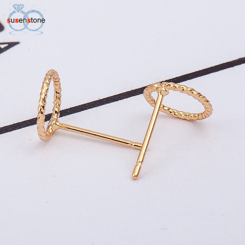Twist Circle Stud Earrings - Bean Concept - Etsy