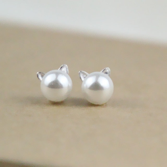 Gold Pearl Stud Earrings - Bean Concept - Etsy