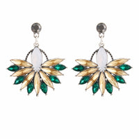 Flower Crystal Earrings - Bean Concept - Etsy