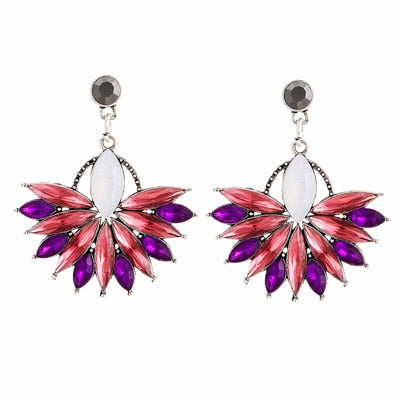 Flower Crystal Earrings - Bean Concept - Etsy