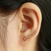Leaf Stud Earrings - Bean Concept - Etsy