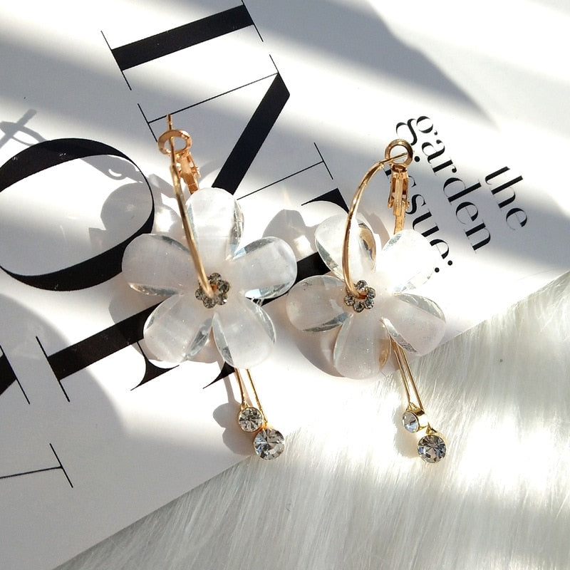 Petal Earrings - Bean Concept - Etsy