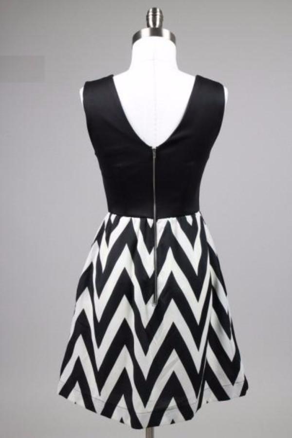 Black and White Chevron Short Dress - Bean Concept - Etsy