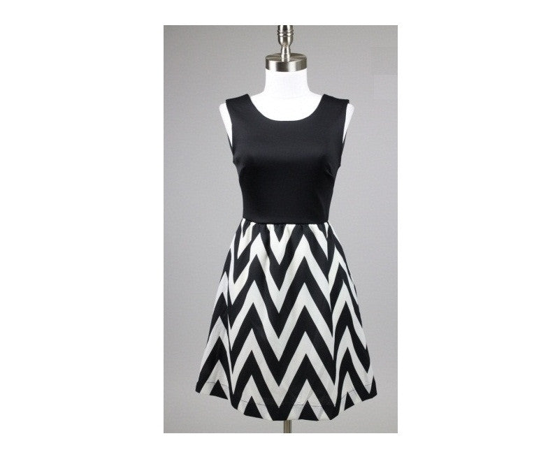 Black and White Chevron Short Dress - Bean Concept - Etsy